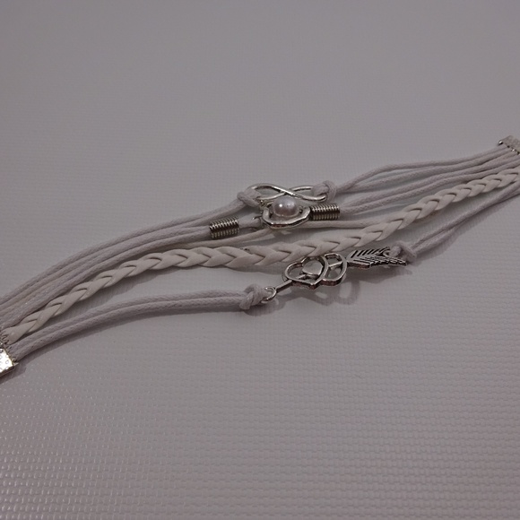 Heart Pearl Infinity Leather White Charm Bracelet - Picture 2 of 4